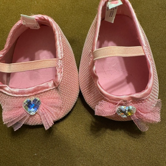 Build A Bear Clothing Accessories - Pink Shimmery Shoes w/heels and heart gem - Picture 2 of 8